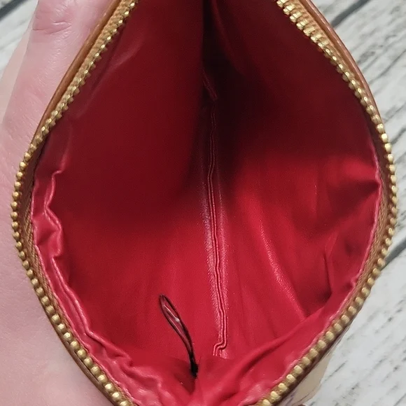 Dooney & Bourke Wristlet - Picture 10 of 12
